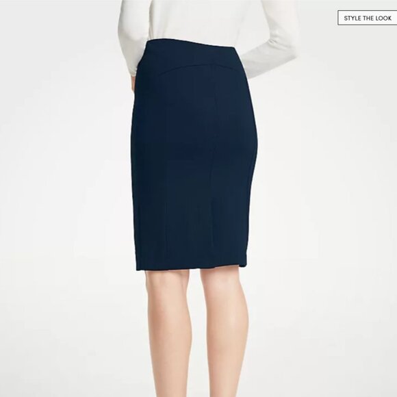 Ann Taylor Black Ponte Clean Pencil Skirt, size 6 - Picture 2 of 12
